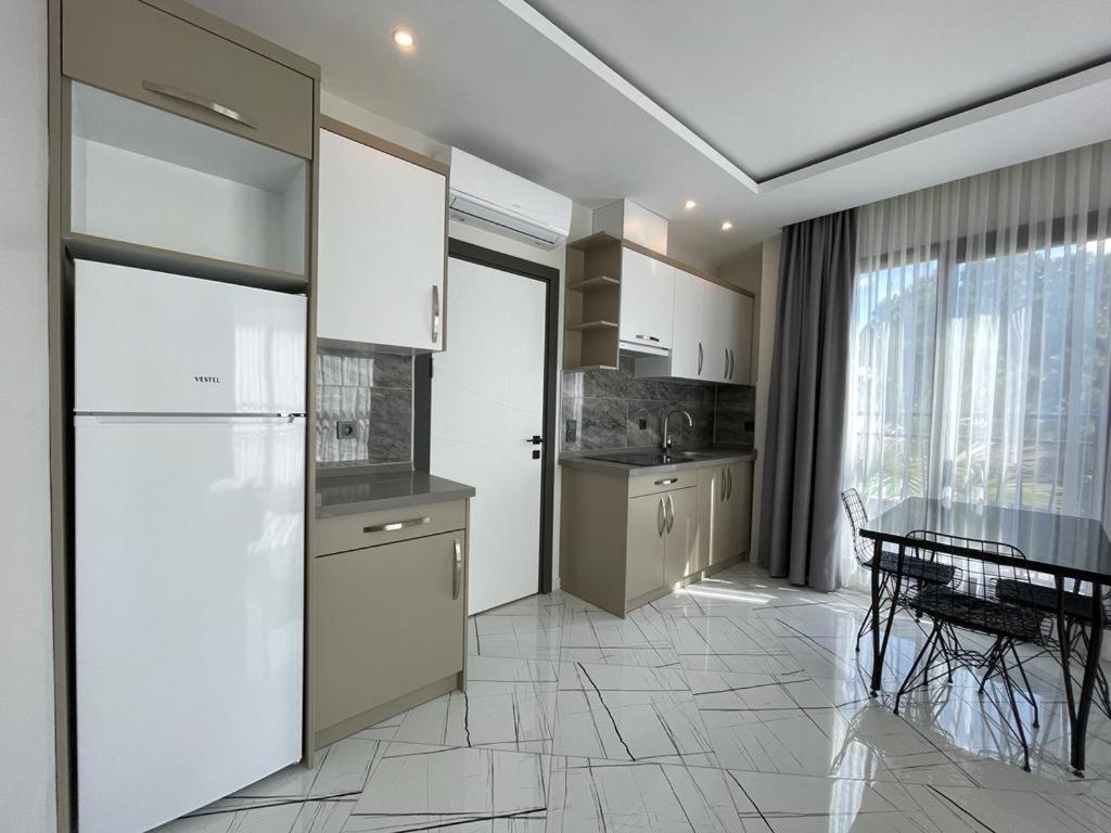 Lotus Apart Apartment Kusadası Exterior foto