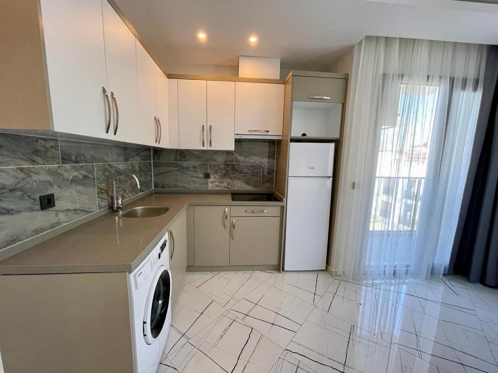 Lotus Apart Apartment Kusadası Exterior foto